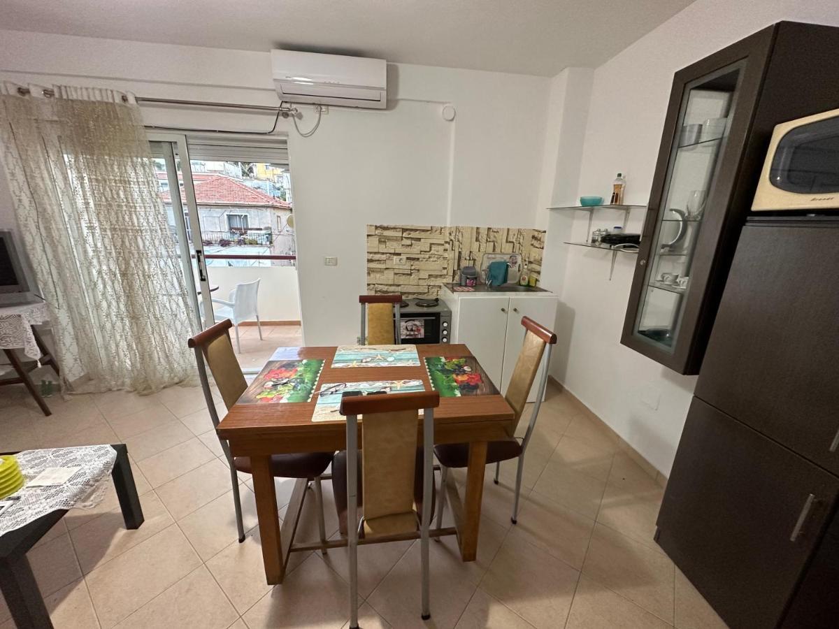 Vasilika Apartments Sarandë Buitenkant foto